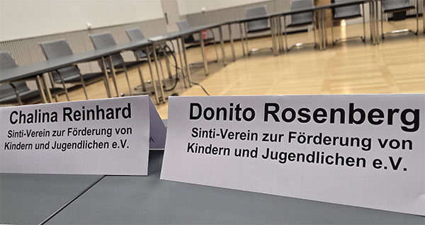 Namensschild Chalina Reinhard und Donito Rosenberg